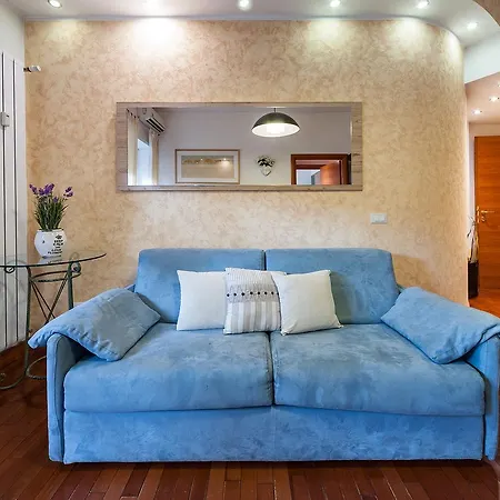 Apartman Roman Holidays - Flat Close To St Peter