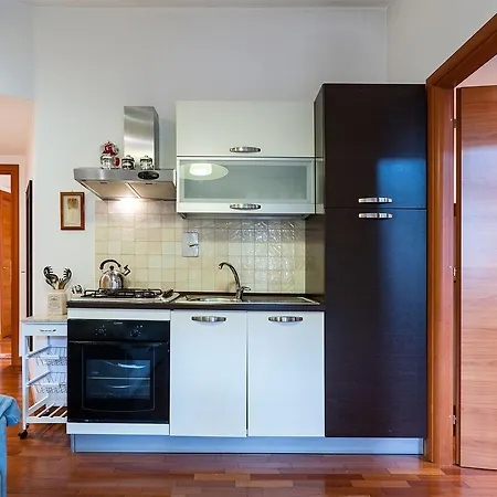 Apartman Roman Holidays - Flat Close To St Peter